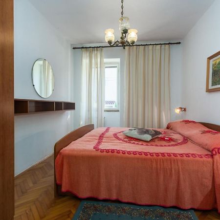 Anamarija Apartments Near The Beach And The Fantastic Adria Sea With Over 10 Small Islands Close By 푼타나 외부 사진