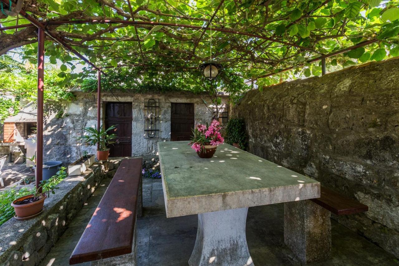 Anamarija Apartments Near The Beach And The Fantastic Adria Sea With Over 10 Small Islands Close By 푼타나 외부 사진