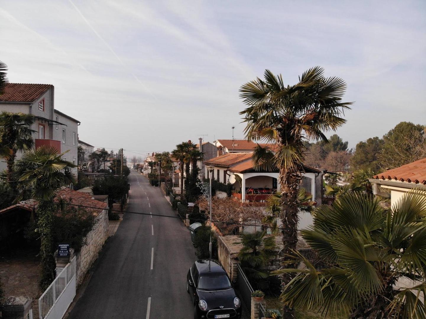 Anamarija Apartments Near The Beach And The Fantastic Adria Sea With Over 10 Small Islands Close By 푼타나 외부 사진