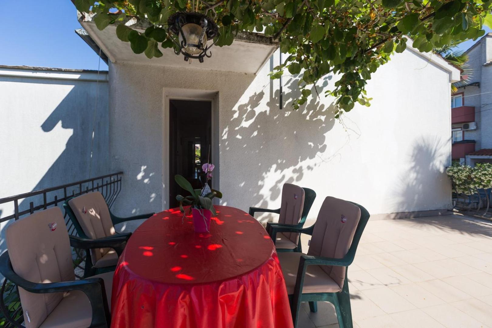 Anamarija Apartments Near The Beach And The Fantastic Adria Sea With Over 10 Small Islands Close By 푼타나 외부 사진