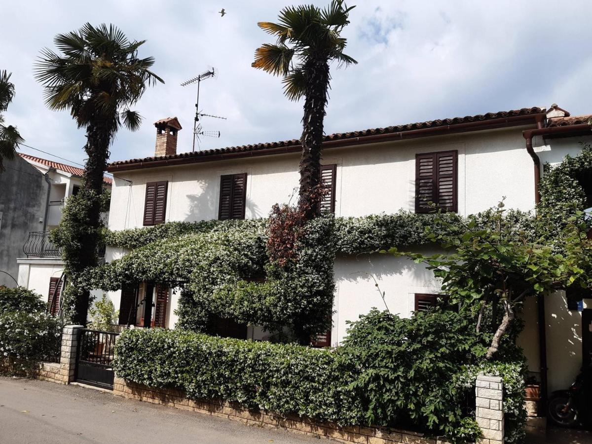 Anamarija Apartments Near The Beach And The Fantastic Adria Sea With Over 10 Small Islands Close By 푼타나 외부 사진